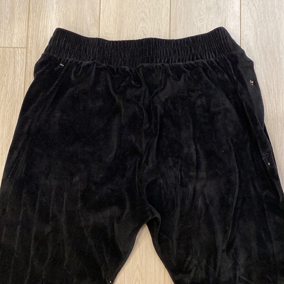 Velvet snap off pants - Picture 3 of 3